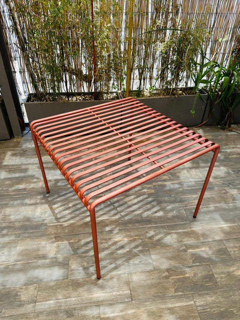 Mesa cuerna