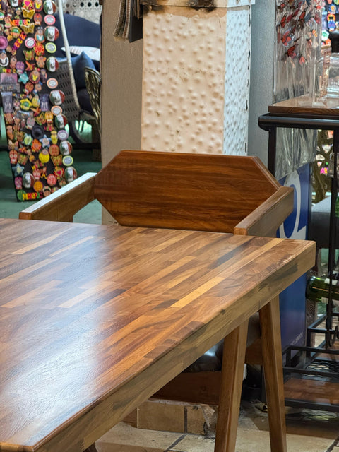 Comedor Sayulita con 6 sillas Bernal