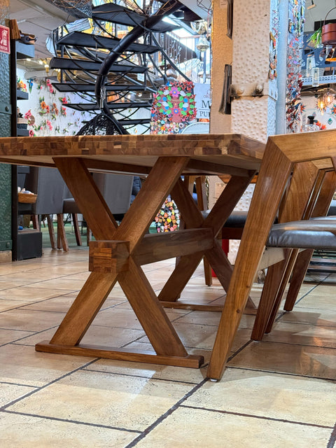 Comedor Sayulita con 6 sillas Bernal