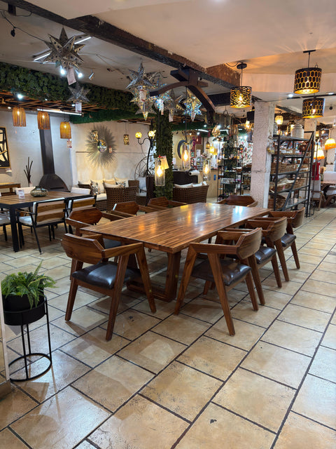 Comedor Tequisquiapan 8p con sillas Bernal